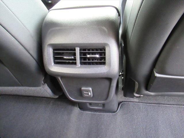 Used 2023 GMC Terrain SLT w/ Tech Package FWD image 34