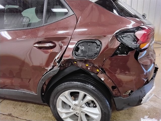 Used 2023 Buick Encore GX Preferred image 16