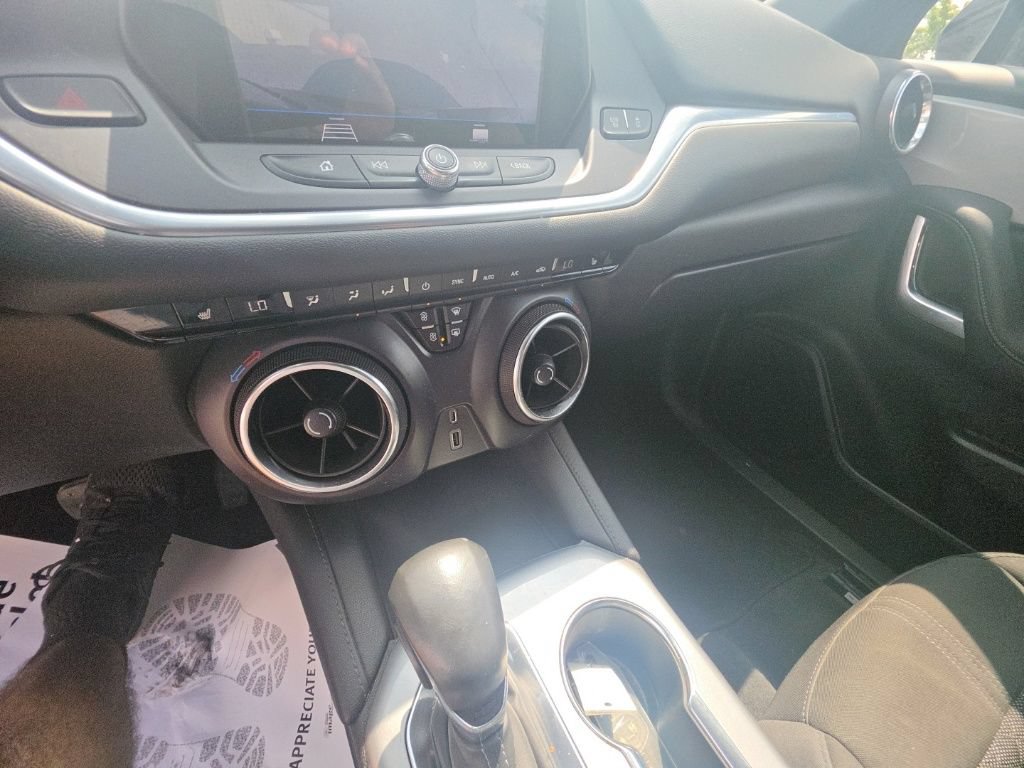 Used 2019 Chevrolet Blazer LT AWD/4WD image 21