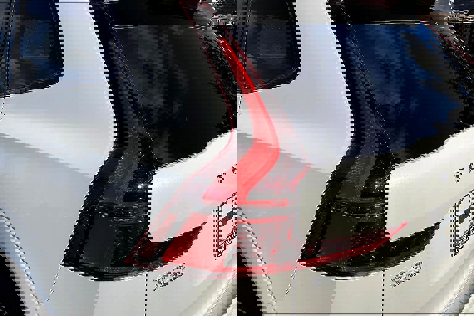 New 2026 Volvo XC60 B5 Plus w/ Protection Package Premier image 25