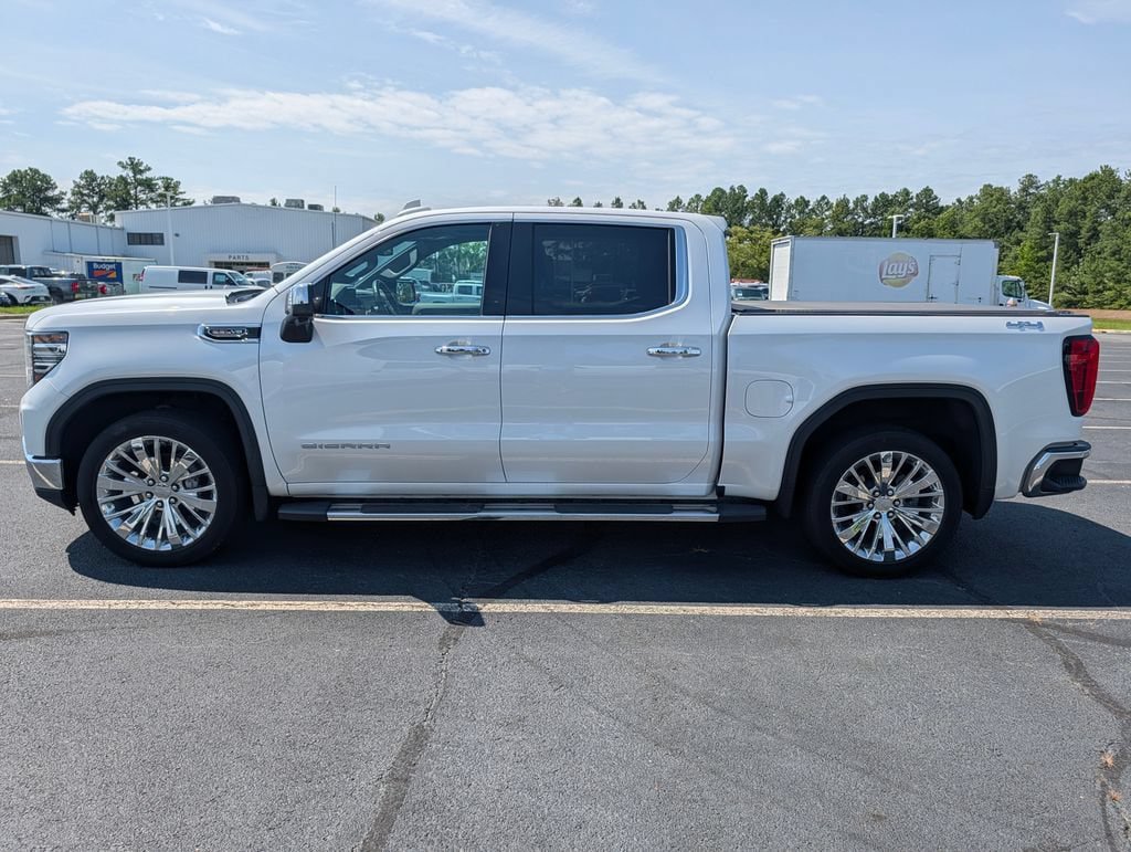 Used 2023 GMC Sierra 1500 SLT w/ SLT Premium Package AWD/4WD image 24
