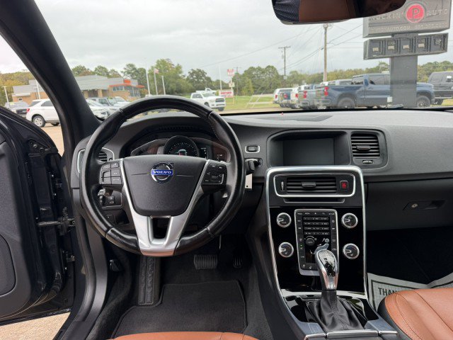 Used 2015 Volvo S60 T5 Platinum AWD/4WD image 11