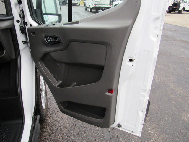 Used 2023 Ford Transit 350 XLT image 13