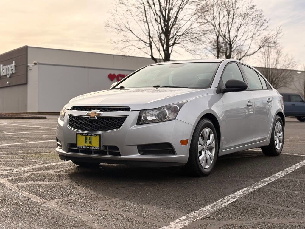 Used 2014 Chevrolet Cruze LS image 1