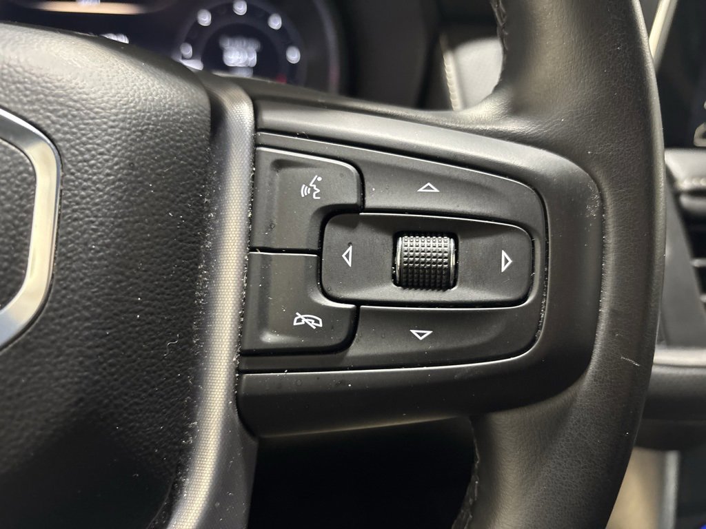 Used 2024 GMC Yukon SLT image 15