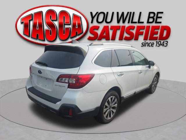 Used 2019 Subaru Outback 2.5i Touring AWD/4WD image 5