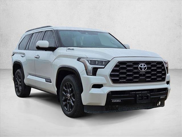 Used 2024 Toyota Sequoia Platinum AWD/4WD image 3