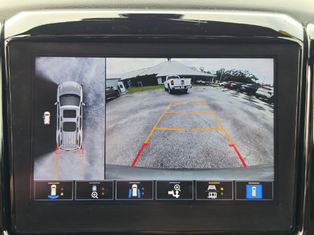 Certified 2023 Chevrolet Traverse RS FWD image 28
