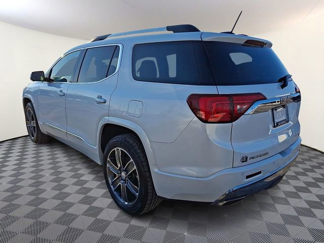 Used 2017 GMC Acadia Denali w/ Technology Package image 4