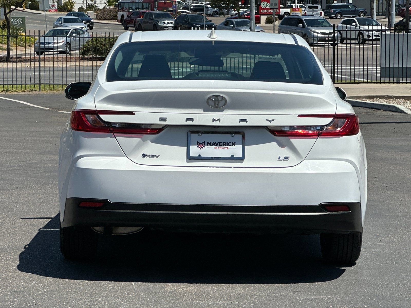 Used 2025 Toyota Camry LE FWD image 4