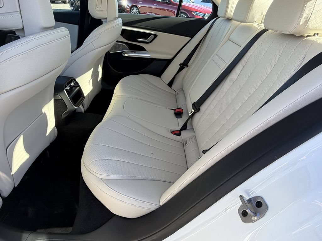 New 2026 Mercedes-Benz E 450 4MATIC Sedan image 32