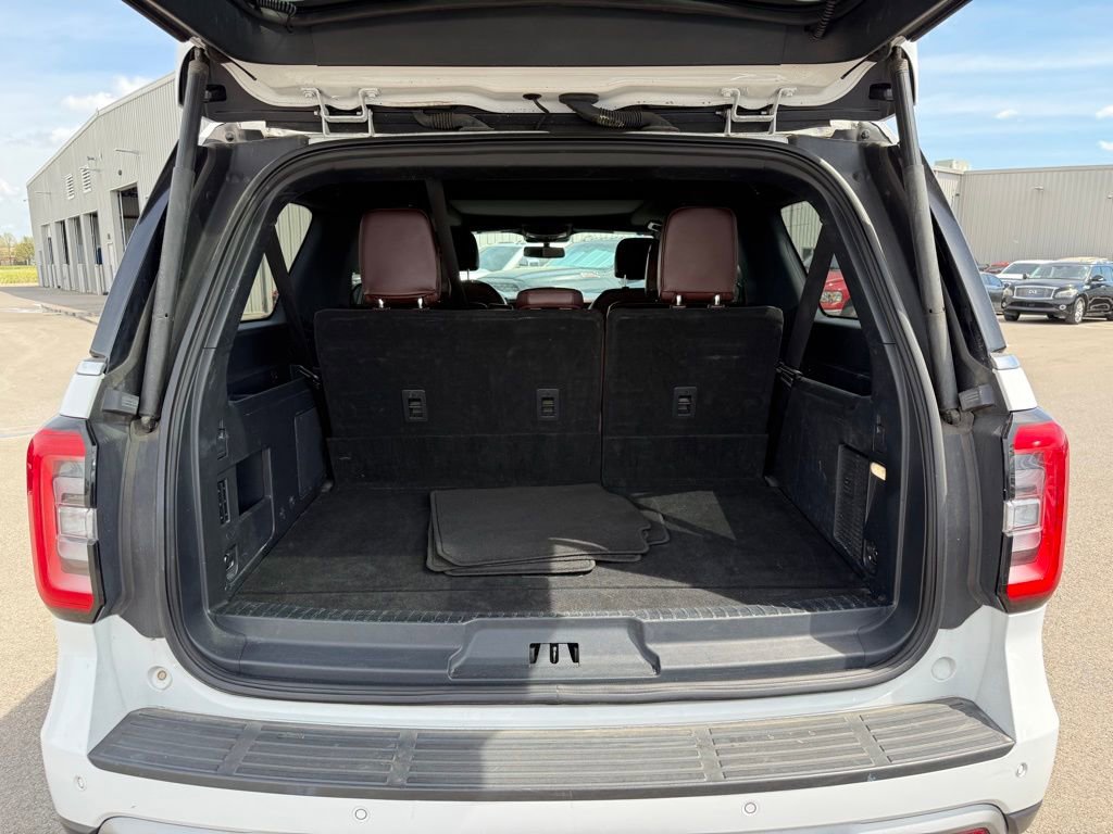 Used 2024 Ford Expedition Max Limited image 19