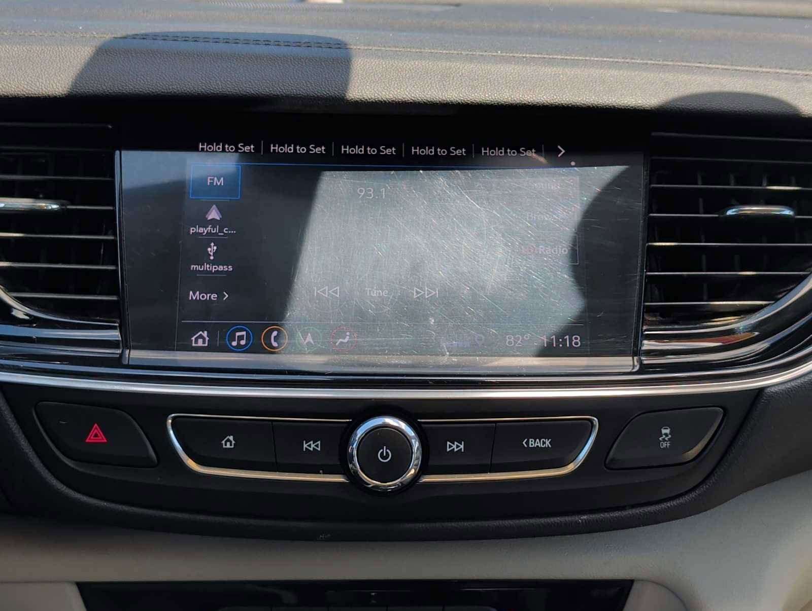 Used 2018 Buick Regal Essence w/ Driver Confidence Package #1 image 12