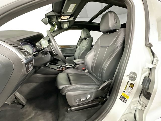 Used 2023 BMW X3 xDrive30i w/ Premium Essential Package AWD/4WD image 4