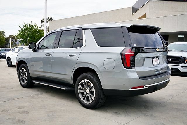 Used 2025 Chevrolet Tahoe LS AWD/4WD image 6