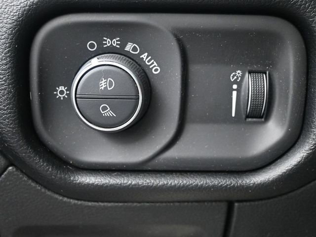 Used 2021 RAM 1500 Big Horn image 8