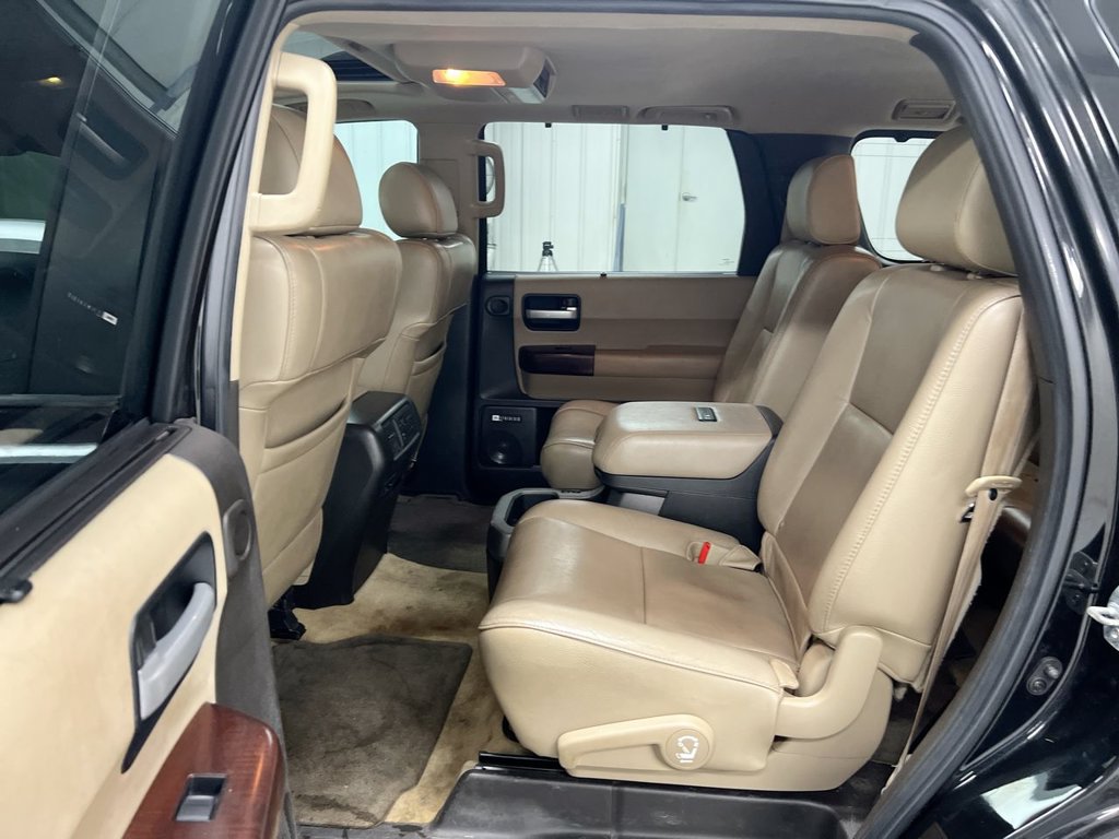 Used 2011 Toyota Sequoia Platinum AWD/4WD image 24