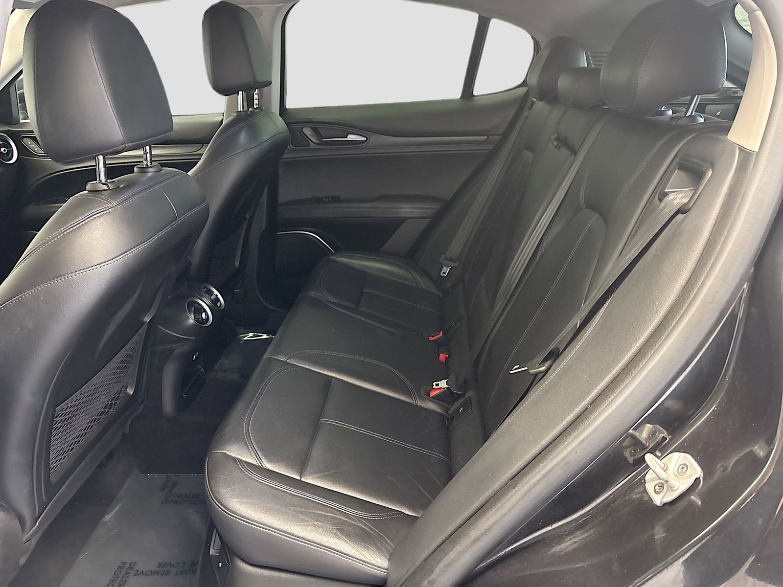 Used 2018 Alfa Romeo Stelvio AWD image 13