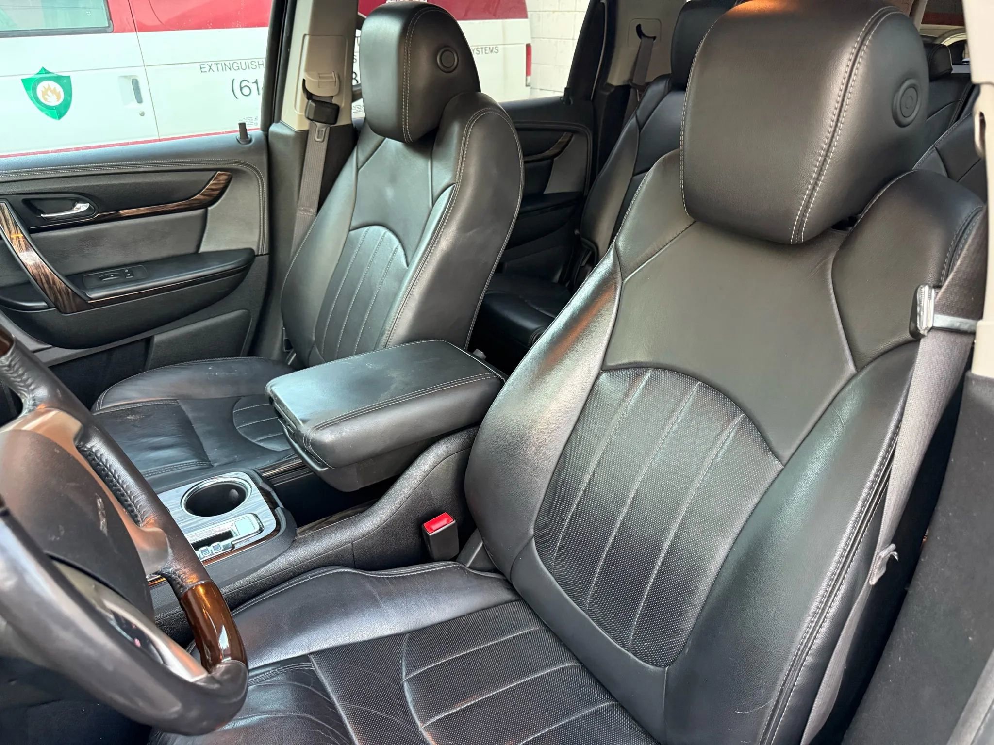 Used 2014 GMC Acadia Denali image 13