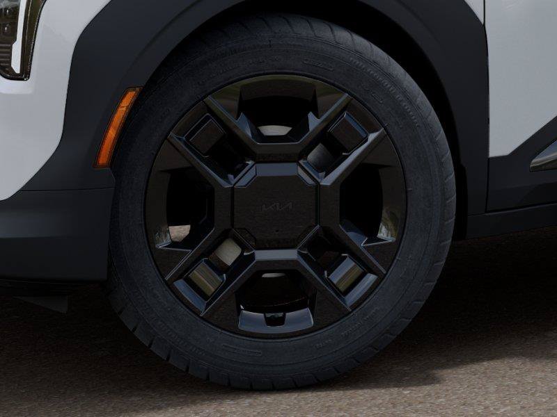 New 2027 Kia EV3 Wind FWD image 9