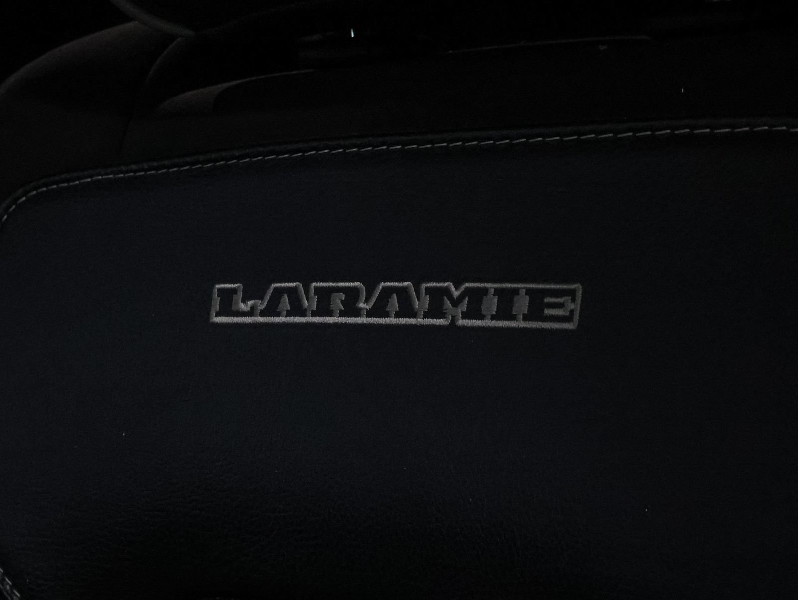 Used 2021 RAM 1500 Laramie w/ Sport Appearance Package AWD/4WD image 24