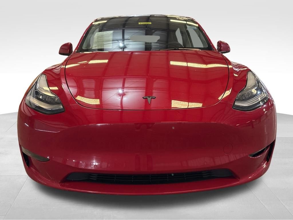 Used 2022 Tesla Model Y Long Range image 8