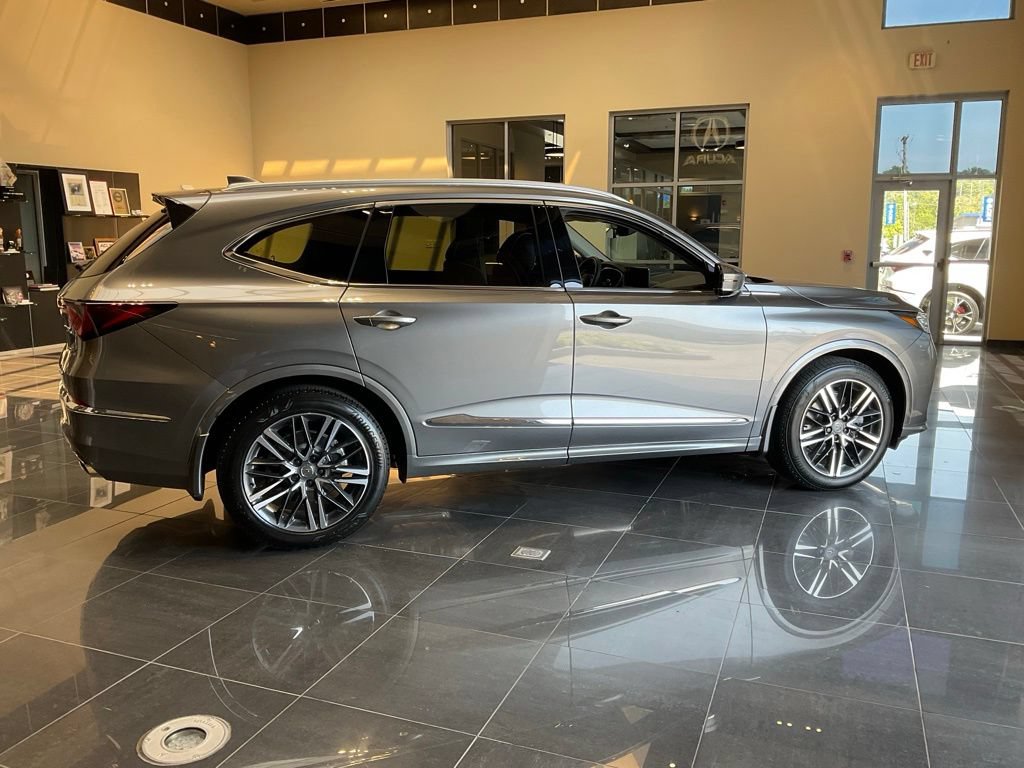 Certified 2026 Acura MDX w/ Advance Package AWD/4WD image 6