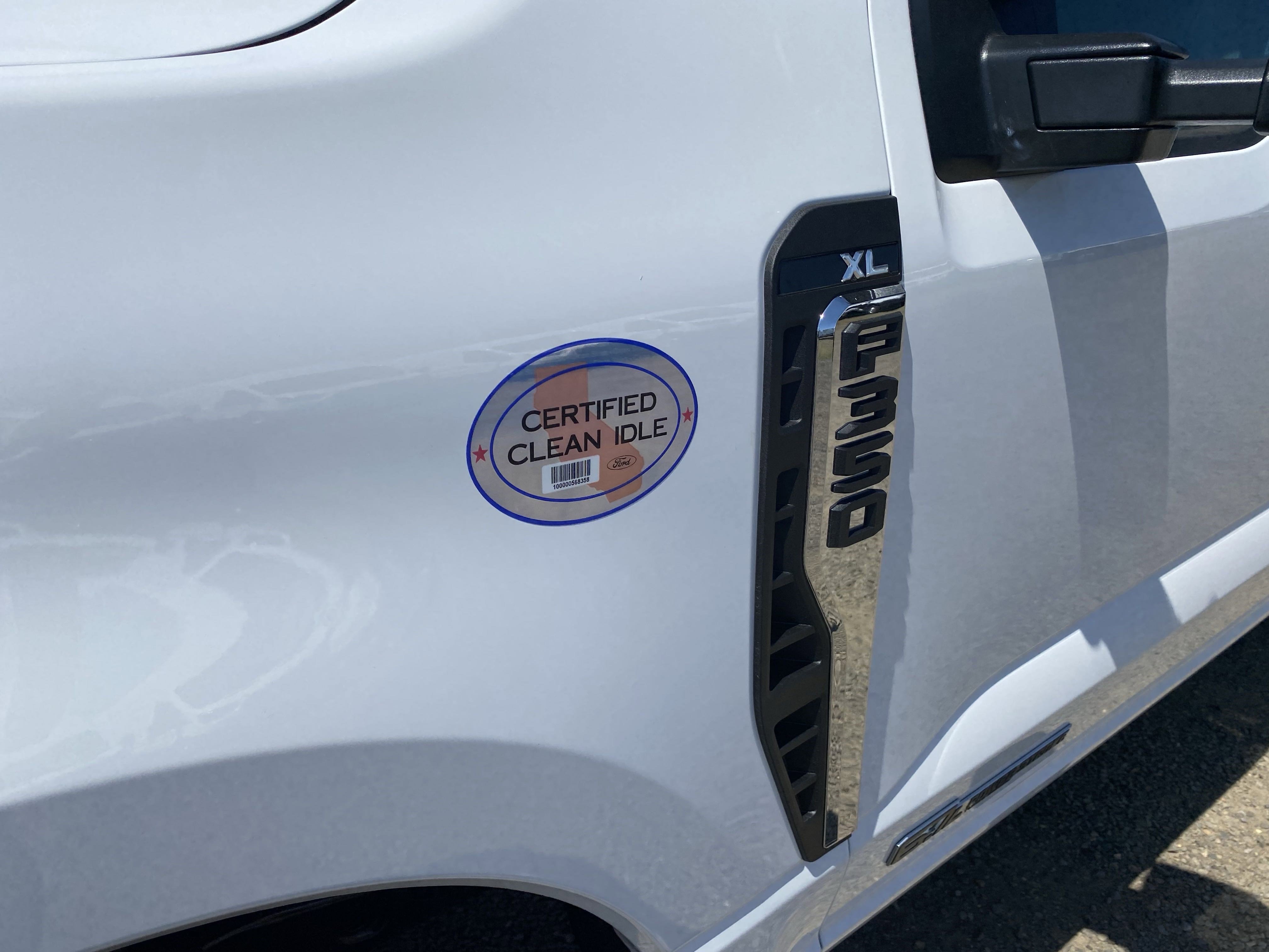 New 2025 Ford F350 XL w/ XL Chrome Package image 9