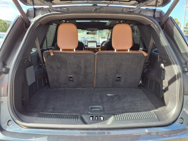 Certified 2022 Lincoln Aviator Reserve w/ Equipment Group 201A RWD image 25