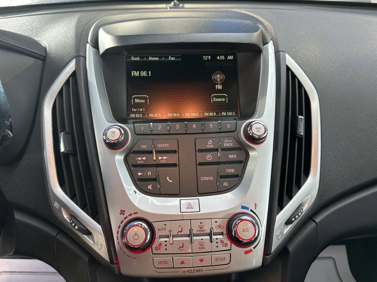 Used 2017 GMC Terrain SLE w/ Chrome Package FWD image 29