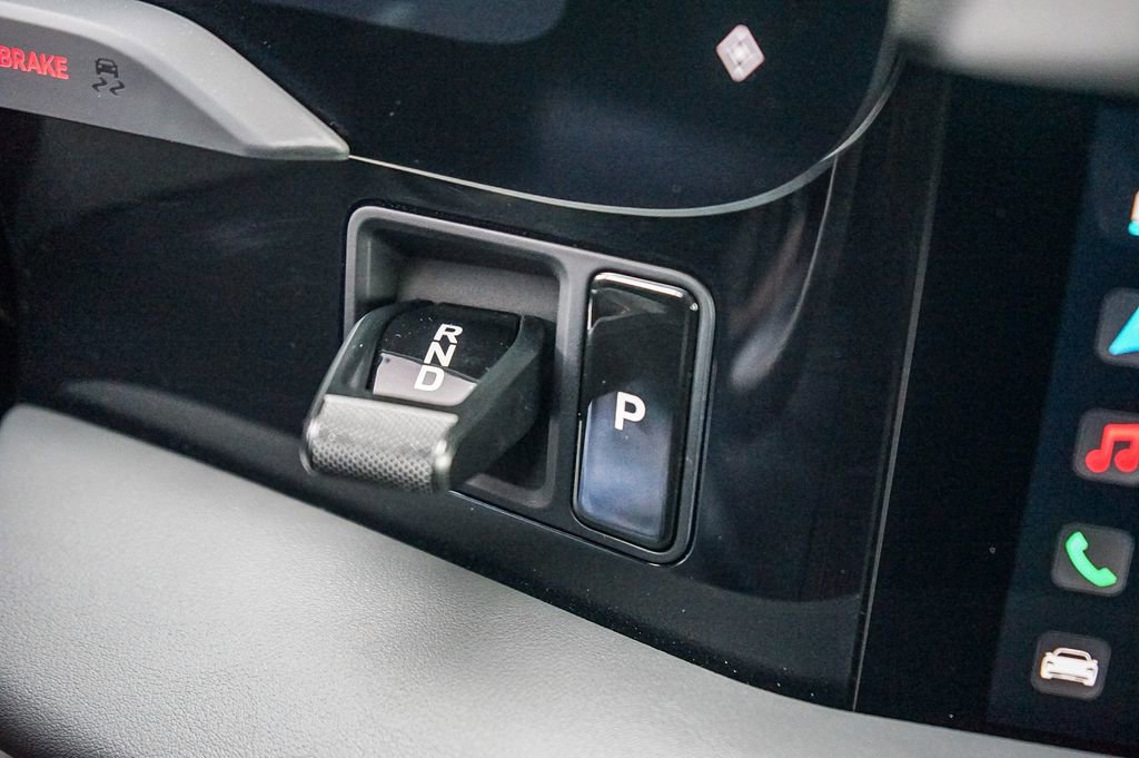 Used 2024 Porsche Taycan image 18