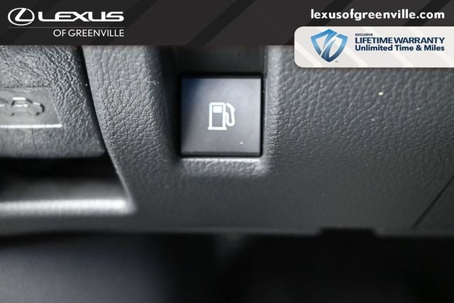 Used 2025 Toyota Grand Highlander AWD image 15