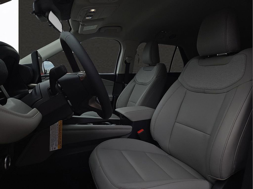 New 2025 Ford Explorer Active w/ Active Comfort Package image 14