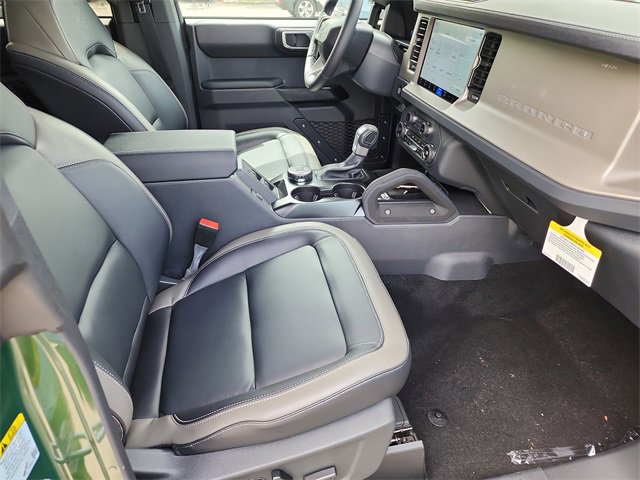 New 2025 Ford Bronco Outer Banks w/ Sasquatch Package image 9