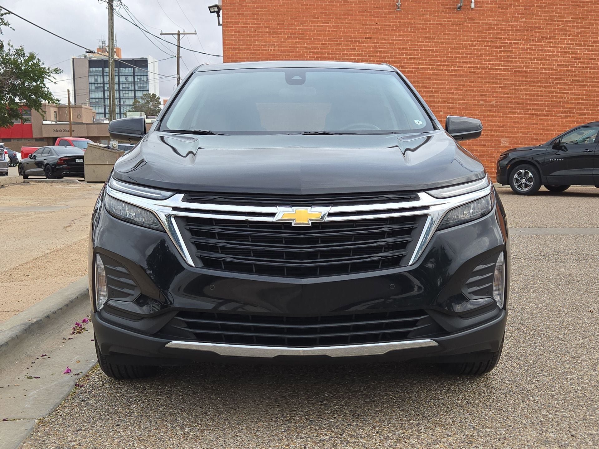 Used 2024 Chevrolet Equinox LT w/ LPO, Floor Liner Package FWD image 10