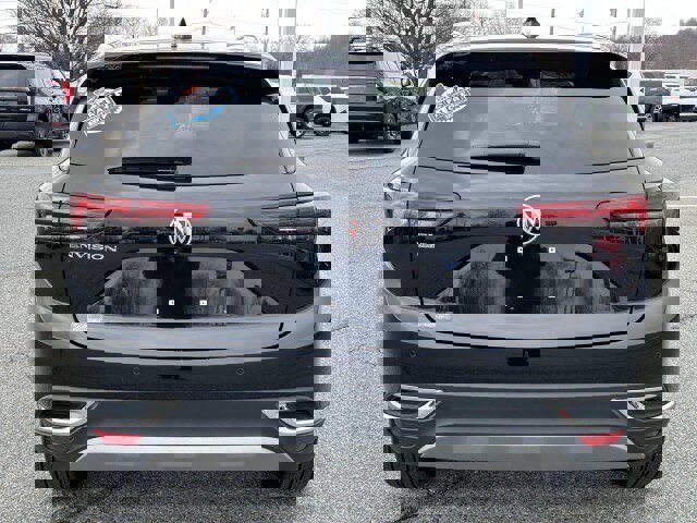 Used 2023 Buick Envision Essence image 4