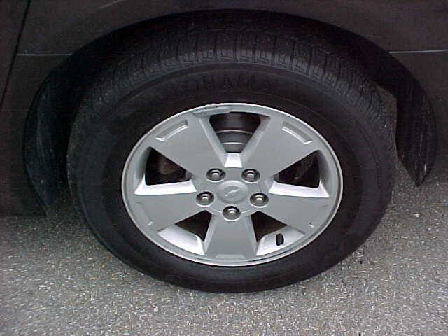 Used 2009 Chevrolet Impala LT w/ Luxury Edition Package FWD image 10