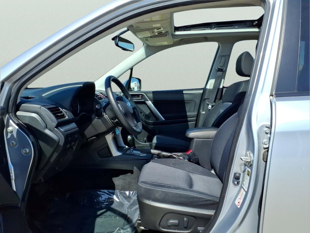 Used 2015 Subaru Forester 2.5i Premium w/ All-Weather Package AWD/4WD image 15