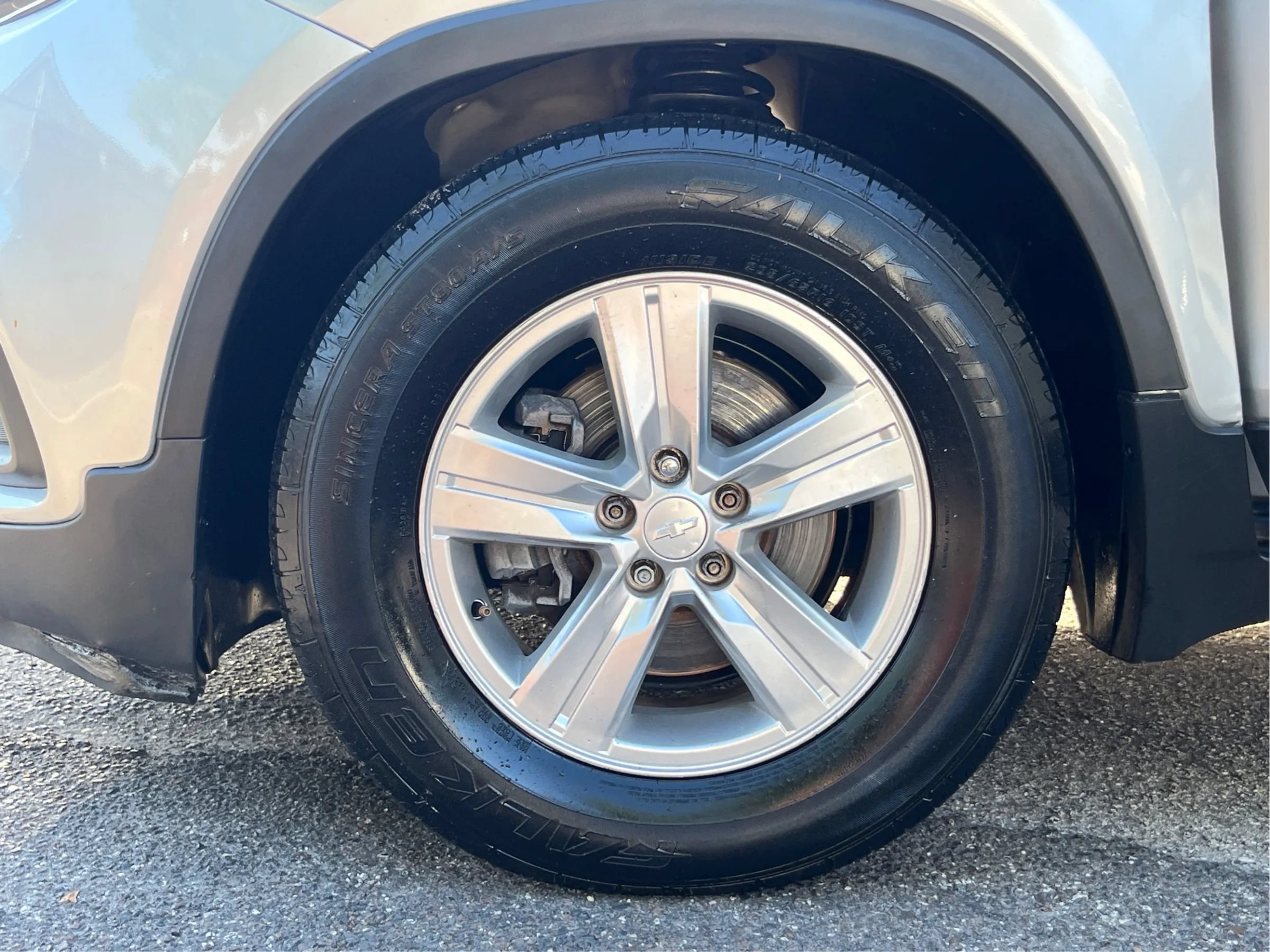 Used 2019 Chevrolet Trax LS FWD image 10