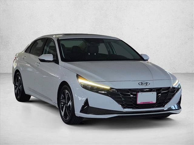 Used 2023 Hyundai Elantra Limited FWD image 3