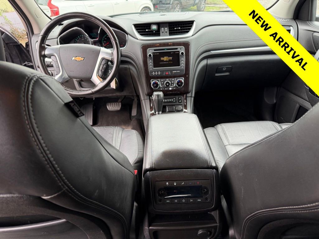 Used 2017 Chevrolet Traverse LT image 6