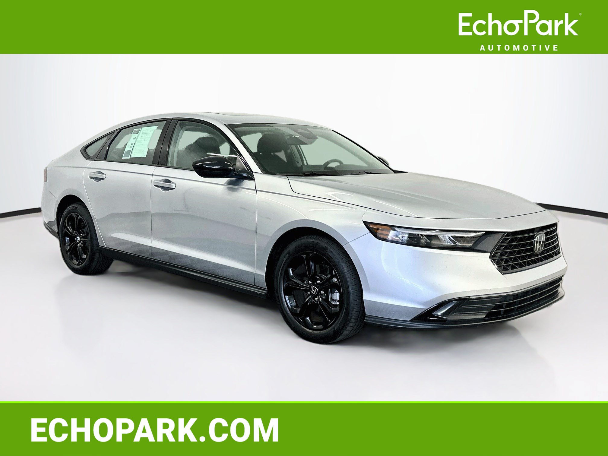 Used 2025 Honda Accord SE image 1