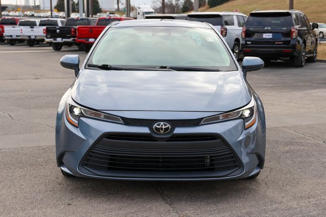 Used 2024 Toyota Corolla LE image 2