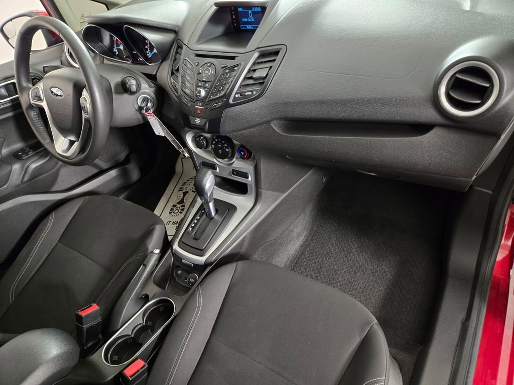Used 2016 Ford Fiesta SE image 22