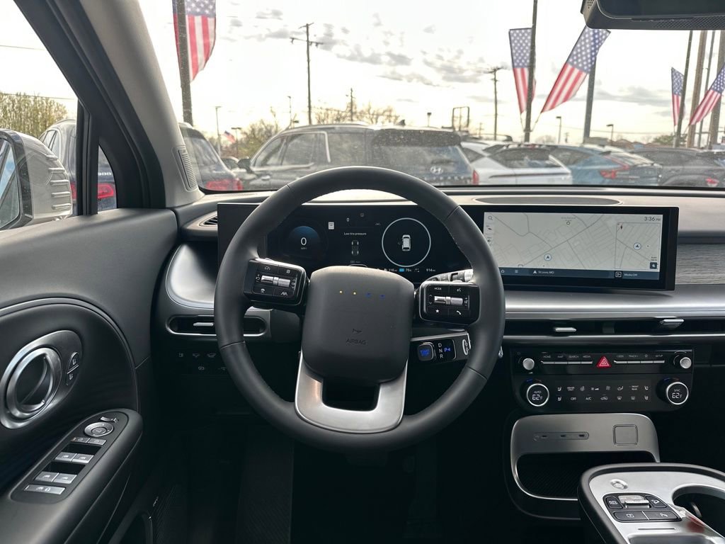 New 2026 Hyundai Ioniq 9 Limited image 18