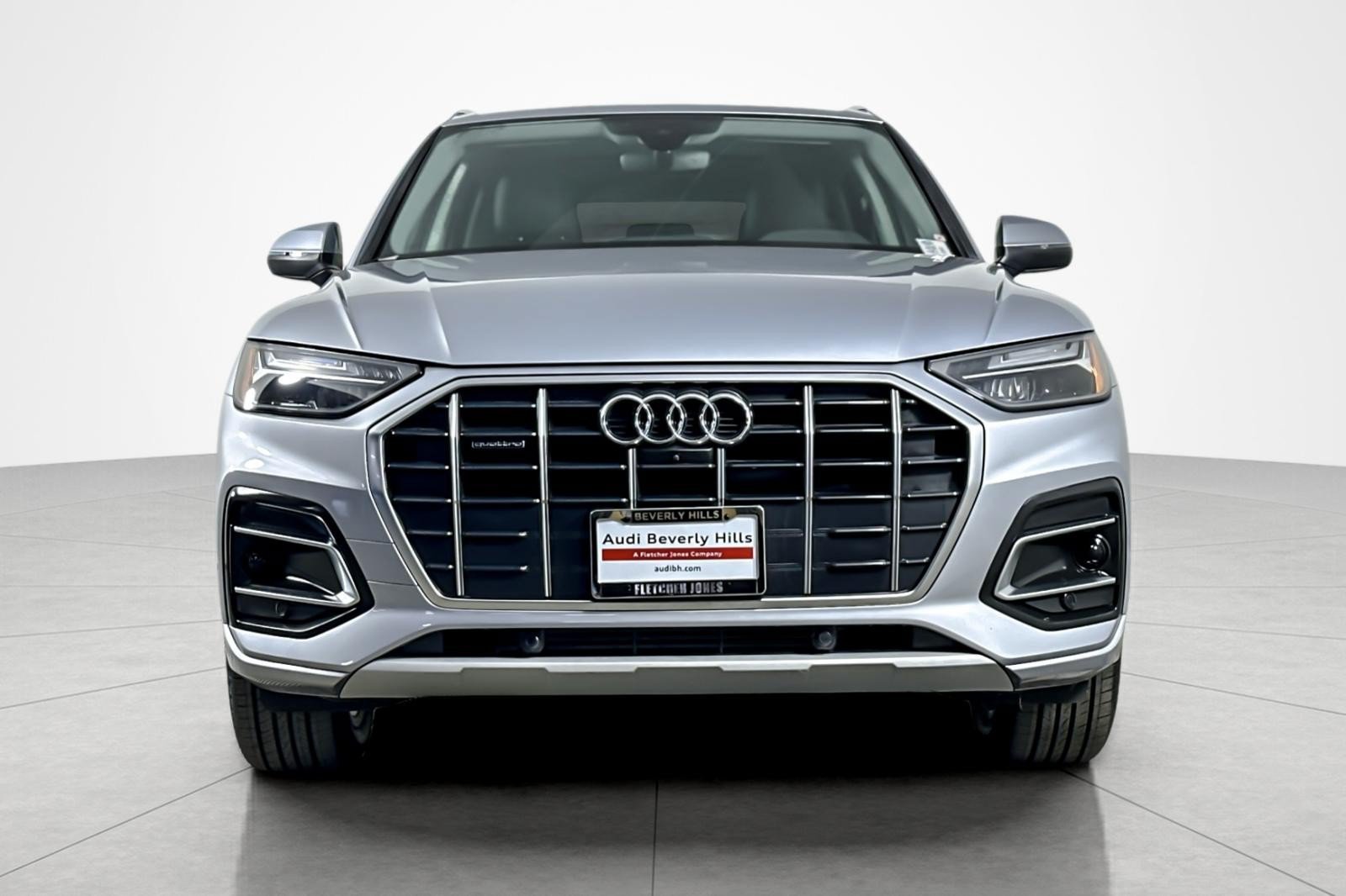 Used 2023 Audi Q5 2.0T Premium Plus w/ Premium Plus Package AWD/4WD image 8