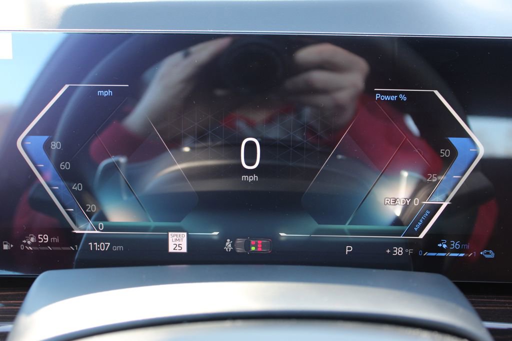 New 2026 BMW X5 xDrive50e w/ Climate Comfort Package image 11