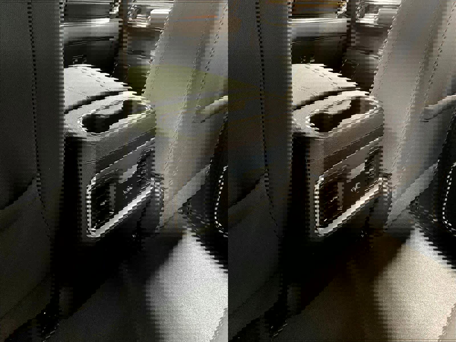 Used 2025 GMC Sierra 1500 Elevation image 27