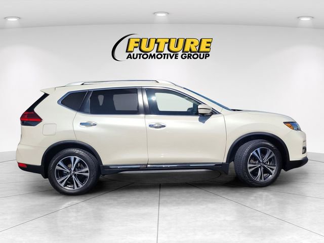 Used 2017 Nissan Rogue SL w/ SL Premium Package AWD/4WD image 3