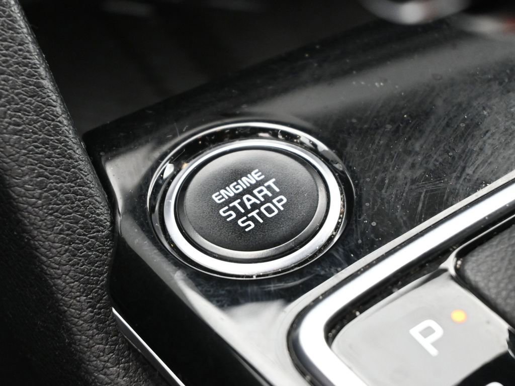 Used 2023 Kia Sportage EX image 14
